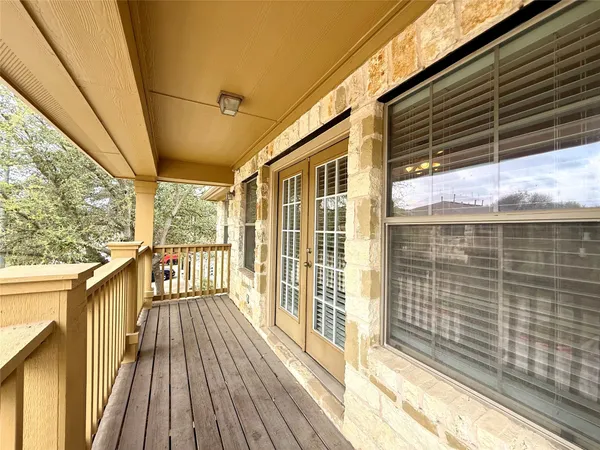 a view of a backyard with a garden and plants