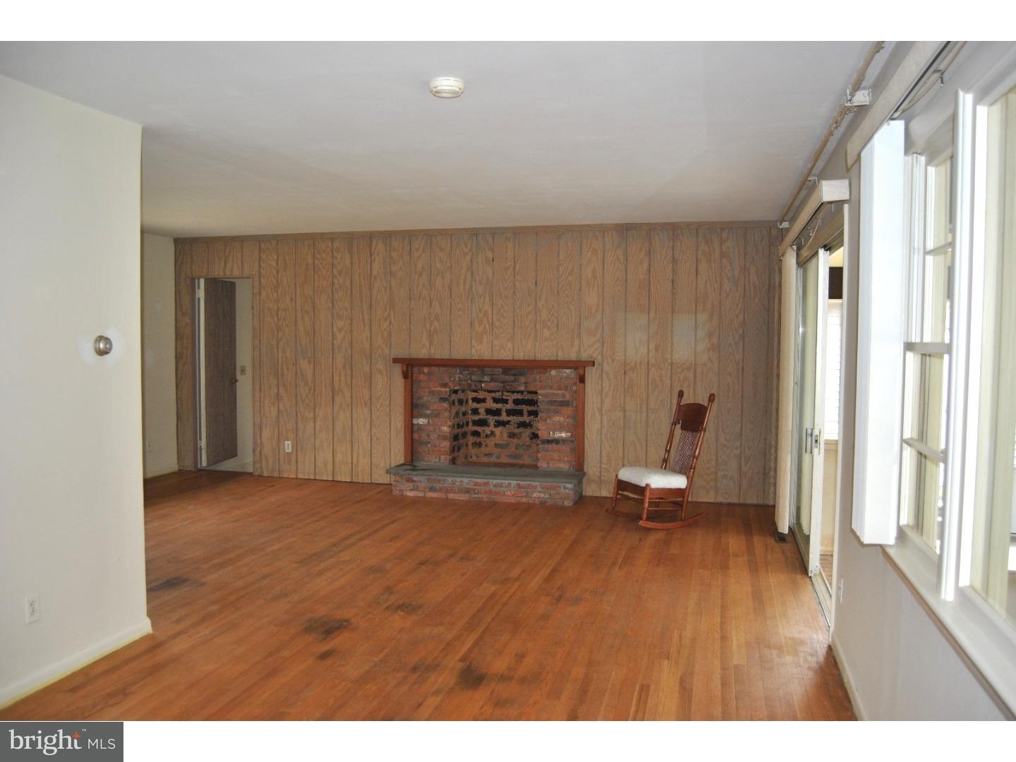 252 Cranbury Road Princeton Junction, NJ 08550 - Photo 4 of 17 Gallery Image 4
