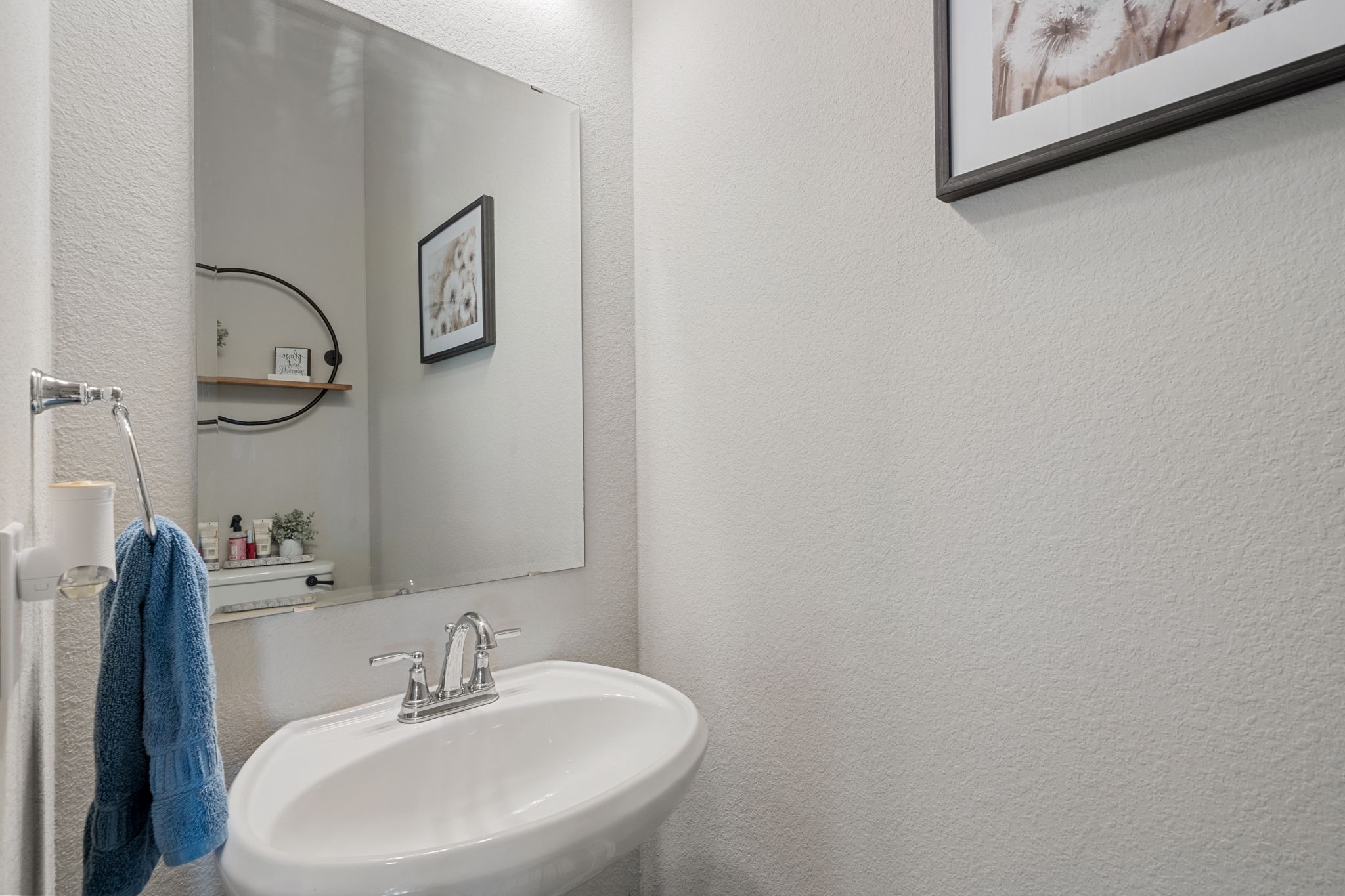 29726 Smoky Ridge Road Fulshear, TX 77441 - Photo 19 of 43 a bathroom with a sink and mirror