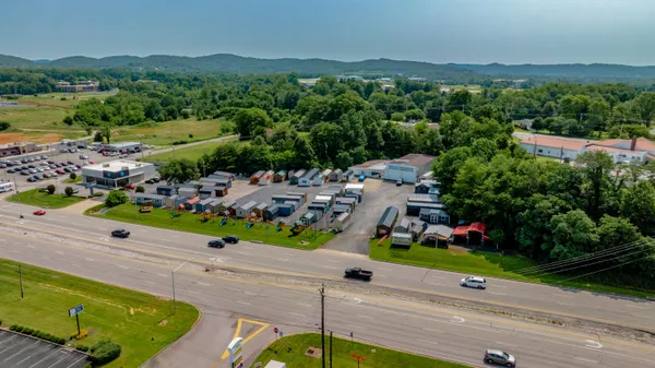 $2,900,000 | 2820 South Highway 27, Somerset, KY 42501