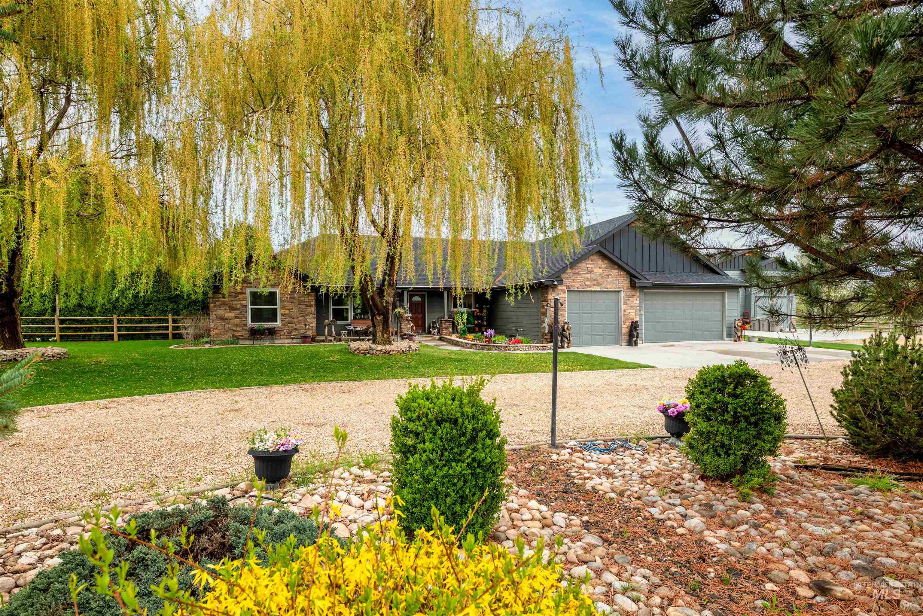 23824 Breyer Road Caldwell, ID 83607 - Photo 4 of 47