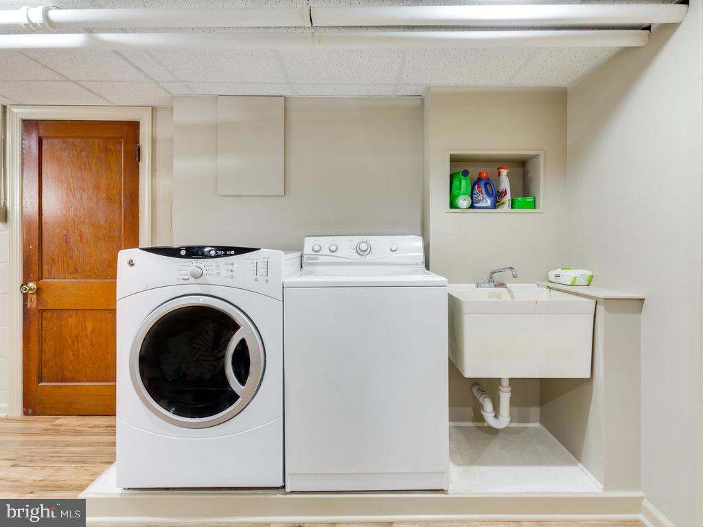 1220 Ten Oaks Road Baltimore, MD 21227 - Photo 60 of 87 Gallery Image 60