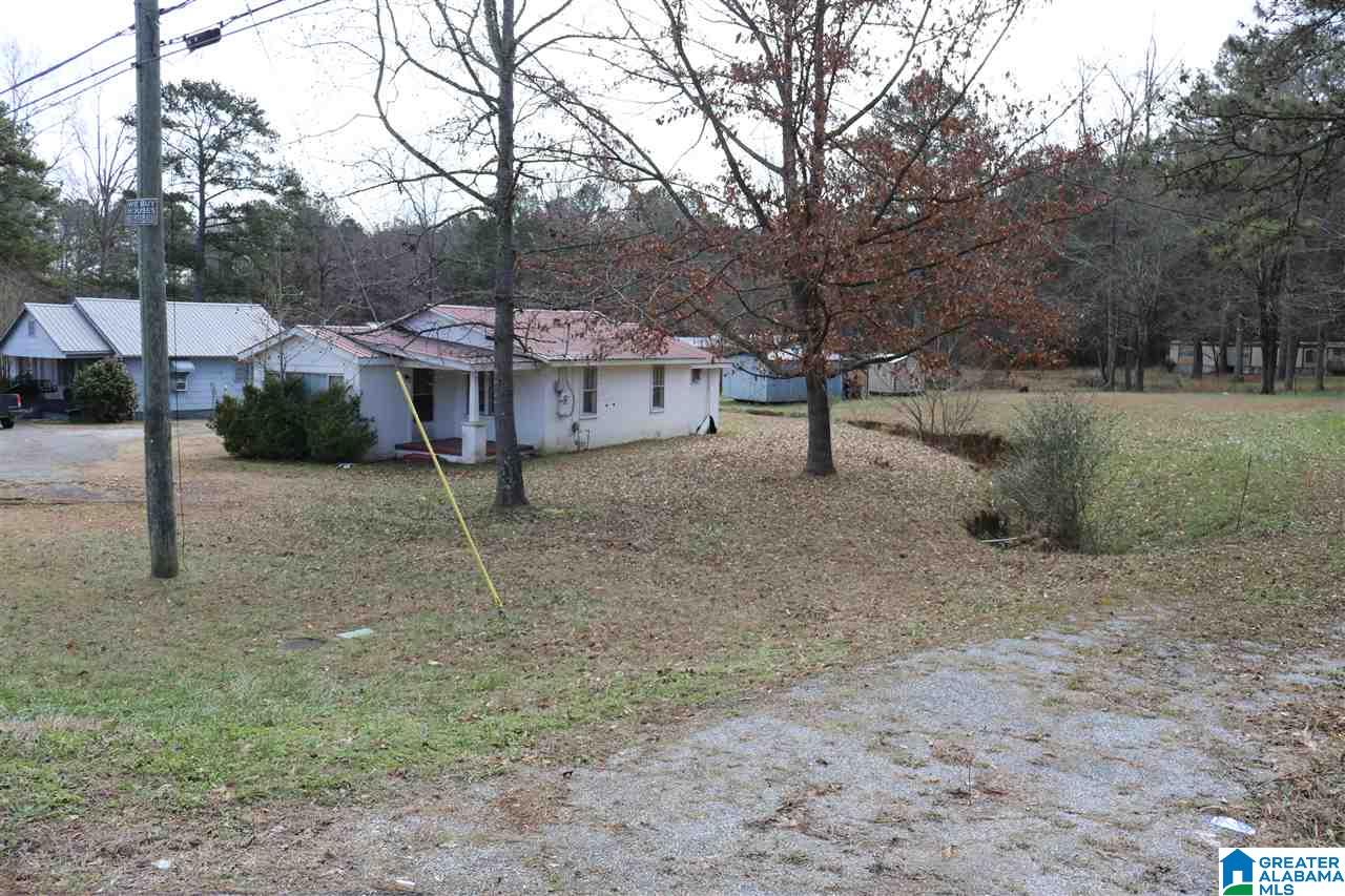 2874 Choccolocco Road Anniston, AL 36207 - Photo 3 of 26