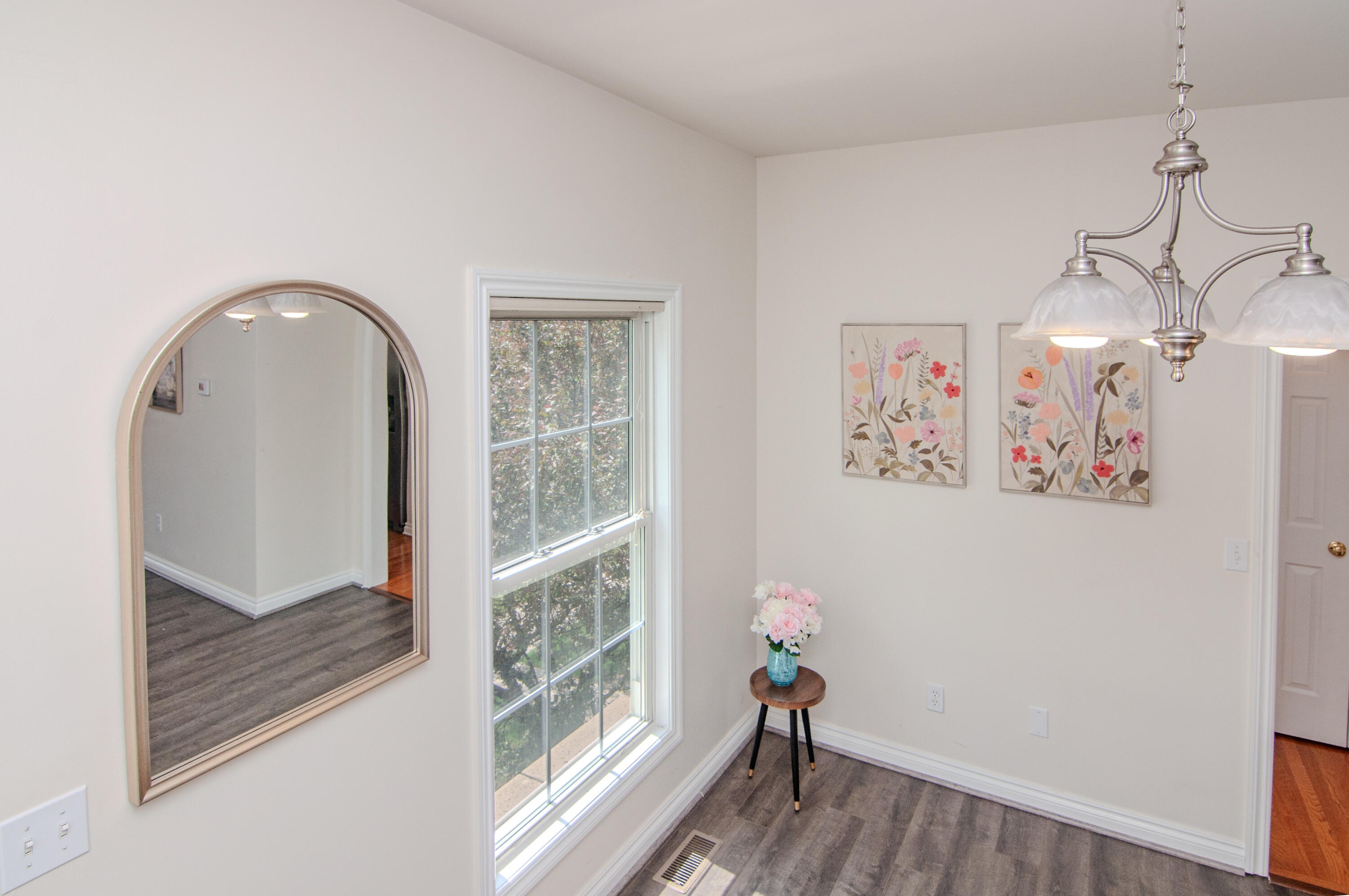 45587 North Stonewood Road Canton, MI 48187 - Photo 55 of 62 055