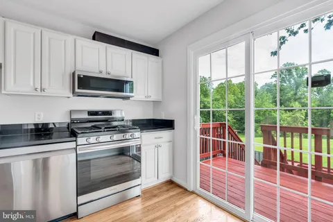 $625,000 | 9636 Westport Lane, Burke, VA 22015