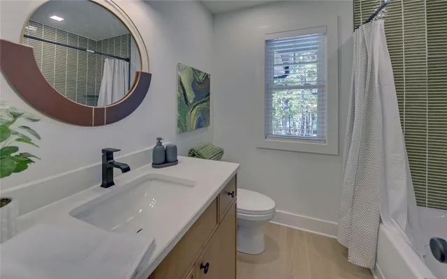 $775,000 | 71 Woodlake Drive, Unit A, Hartwell, GA 30643