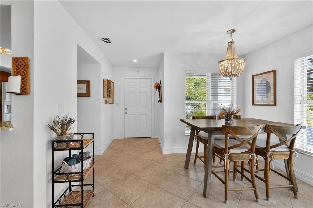 523 Club Side Drive, Unit 2523 Naples, FL 34110 - Photo 3 of 33