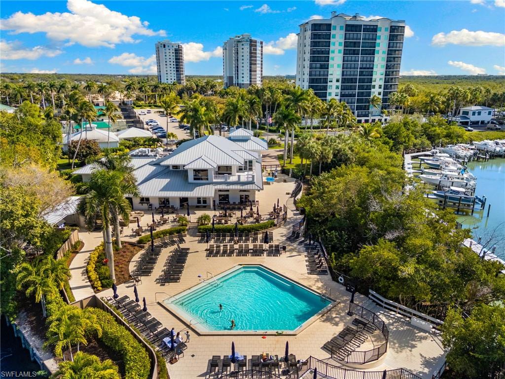 523 Club Side Drive, Unit 2523 Naples, FL 34110 - Photo 31 of 33