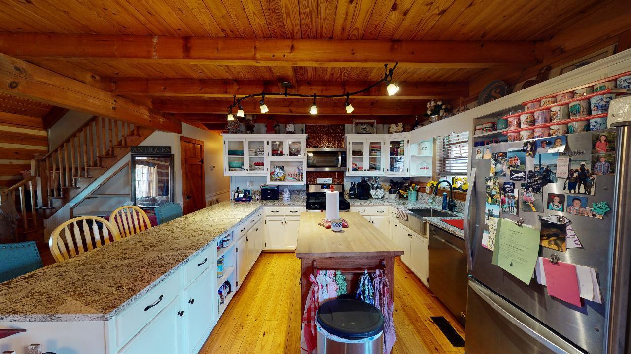 697 County Road 135 Riceville, TN 37370 - Photo 6 of 35 697-Co-Rd-135-Riceville-TN-37370-1214202