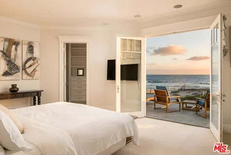 $16,850,000 | 30760 Broad Beach Road, Malibu, CA 90265
