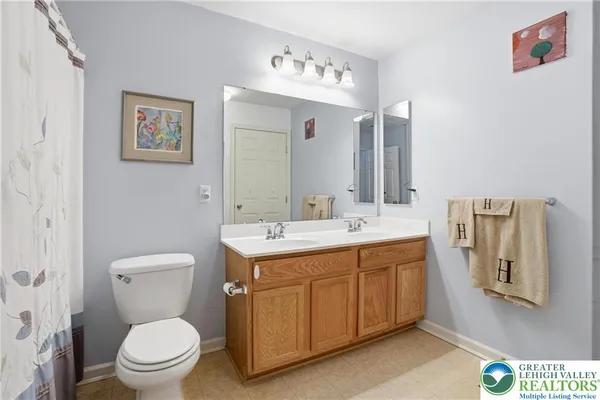 $2,475 | 1048 Sparrow Way, Breinigsville, PA 18031