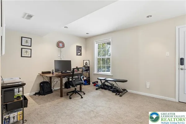 $2,475 | 1048 Sparrow Way, Breinigsville, PA 18031