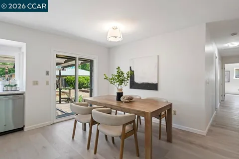 $675,000 | 3730 Skyview Drive, Santa Rosa, CA 95403