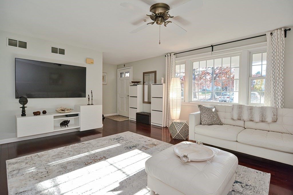 77 Drummer Road, Unit 77 Acton, MA 01720 - Photo 2 of 23 Gallery Image 2
