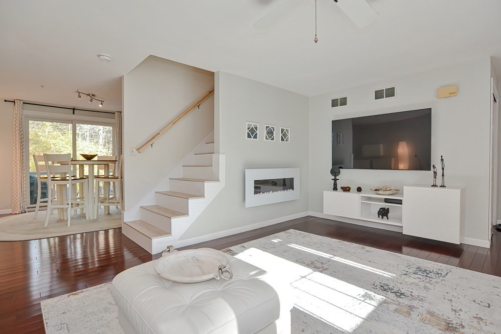77 Drummer Road, Unit 77 Acton, MA 01720 - Photo 3 of 23 Gallery Image 3