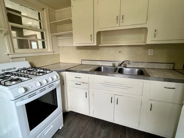 $115,000 | 927 West 47th Street South, Wichita, KS 67217