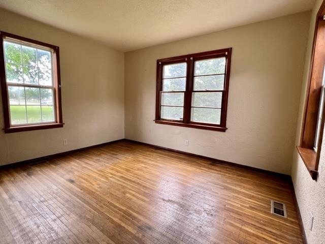 927 West 47th Street South Wichita, KS 67217 - Photo 6 of 16