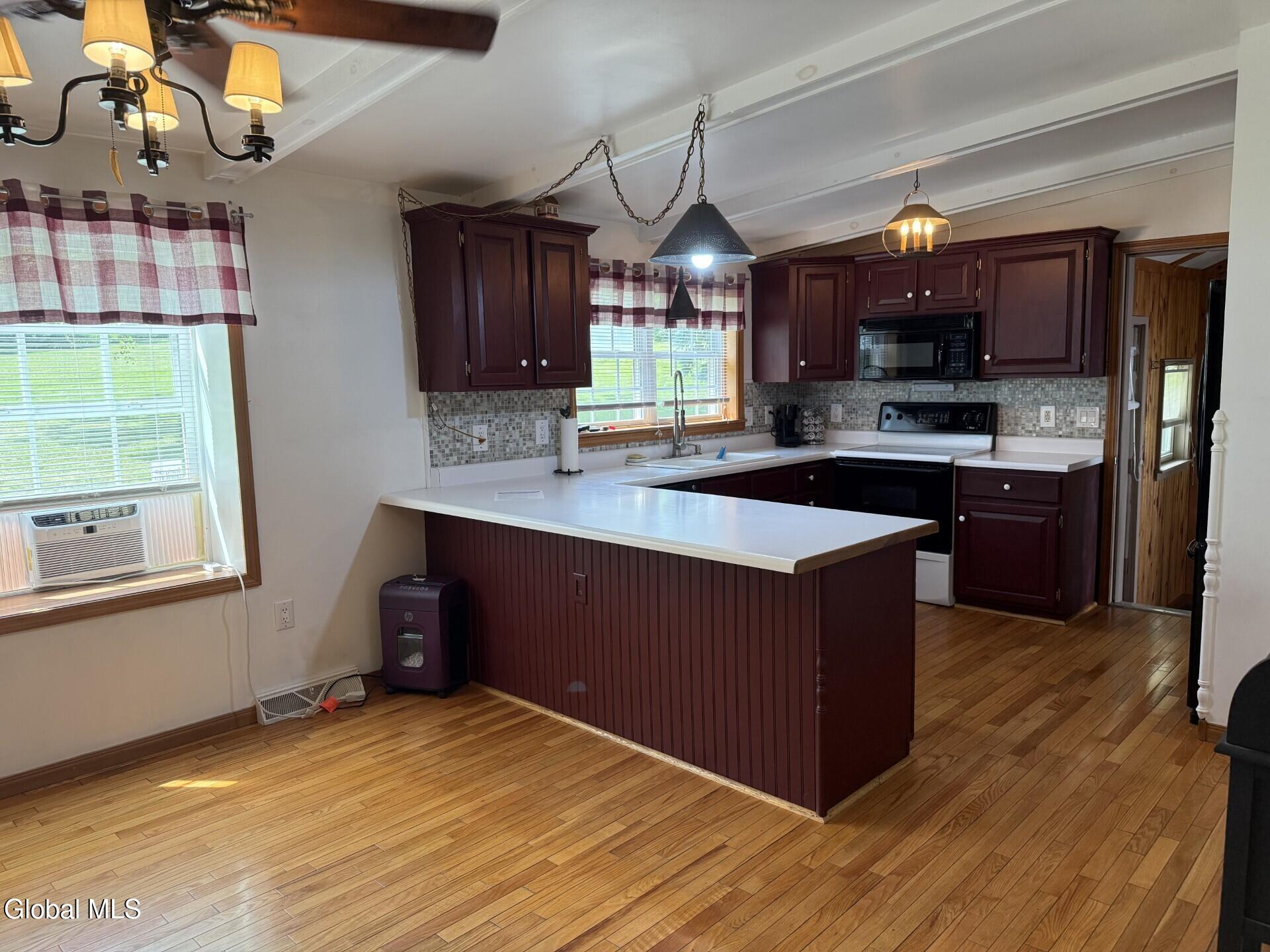695 Dean Road Hudson Falls, NY 12839 - Photo 15 of 35 kit