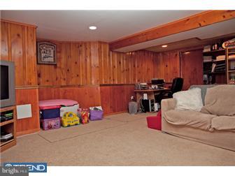 910 West Avenue Springfield, PA 19064 - Photo 10 of 12 Basement - Finished