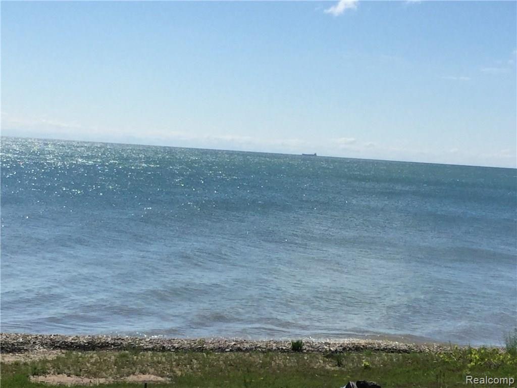 4242 North Lakeshore Road Deckerville, MI 48427 - Photo 9 of 16 Gallery Image 9