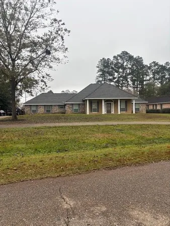 $365,000 | 39776 Rou Mar Nei Drive, Ponchatoula, LA 70454