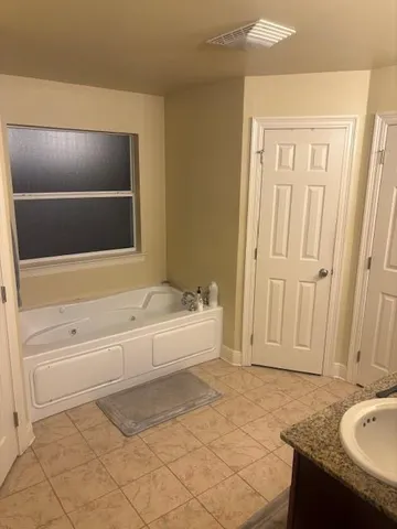 $390,000 | 39776 Rou Mar Nei Drive, Ponchatoula, LA 70454