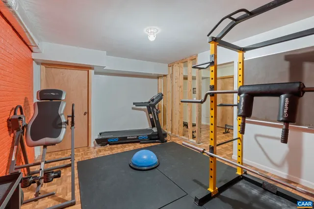 $975,000 | 2370 Walnut Ridge Lane, Charlottesville, VA 22911