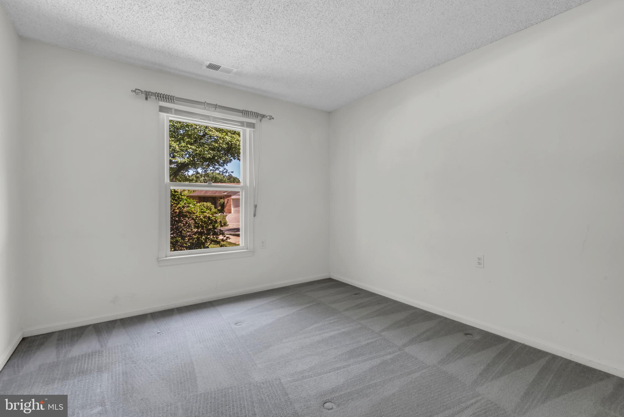 852 Woodmont Road Annapolis, MD 21401 - Photo 33 of 37
