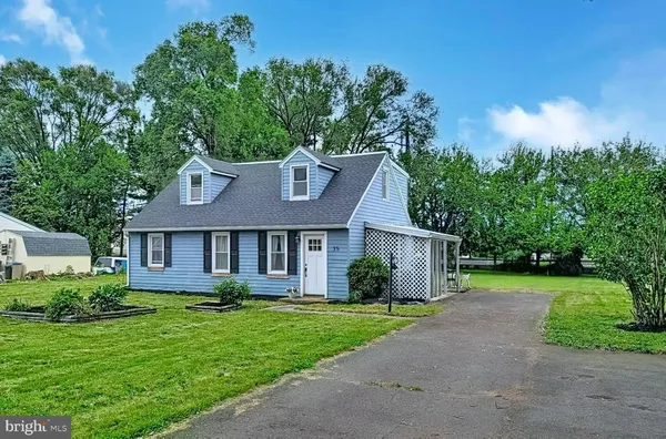 $319,990 | 35 West Main Street, Salunga, PA 17538