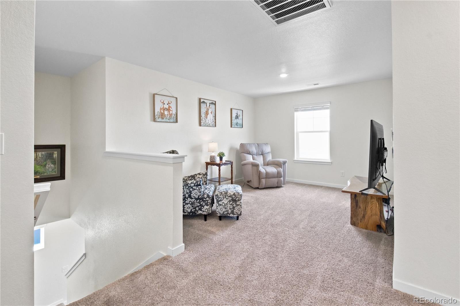 211 Fox Street Bennett, CO 80102 - Photo 11 of 32