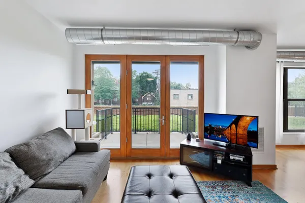 $1,395 | 15 East Franklin Avenue, Unit 211, Minneapolis, MN 55404
