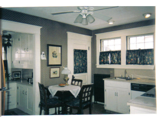 26 Prentice Street Springfield, MA 01104 - Photo 5 of 8