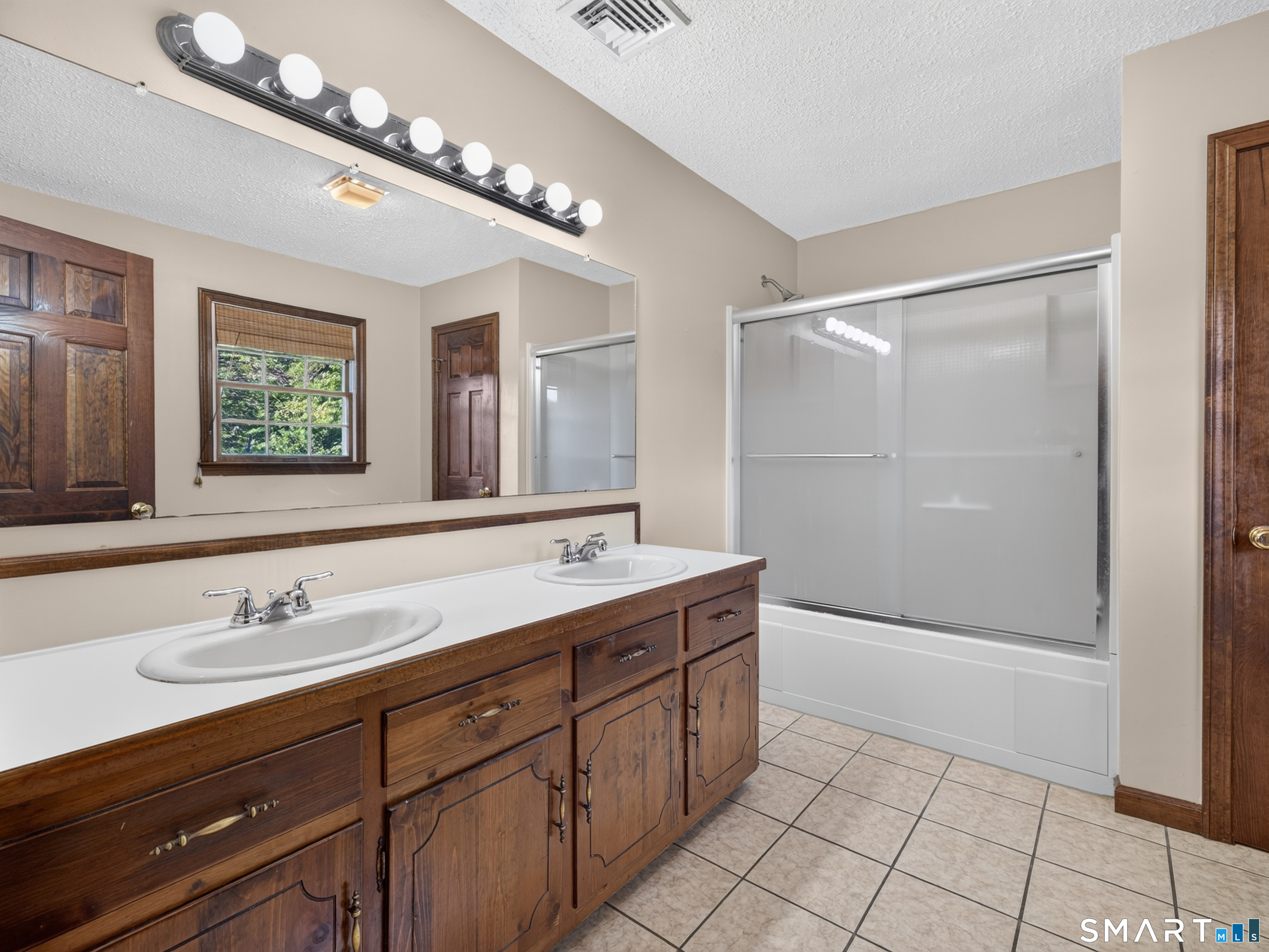 269 Black Hill Road Plainfield, CT 06374 - Photo 23 of 40
