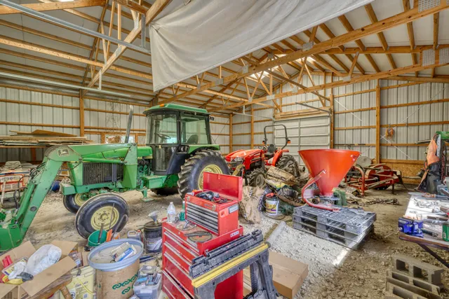 a view of a yard with a park