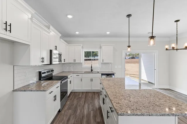 $383,500 | 256 Snipes Pond Road, Aiken, SC 29805