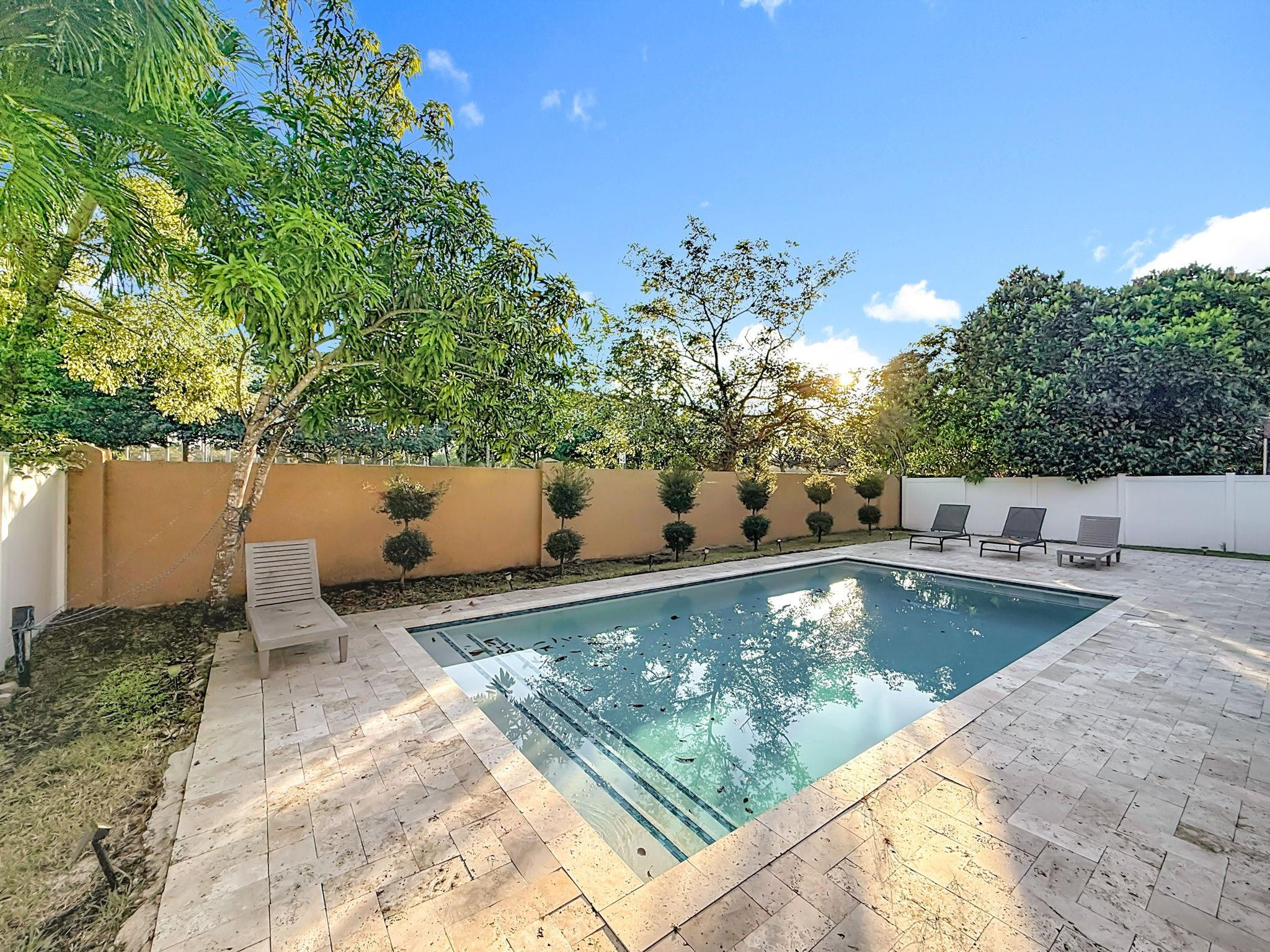 16918 Southwest 16th Street Pembroke Pines, FL 33027 - Photo 31 of 50 Photo 31