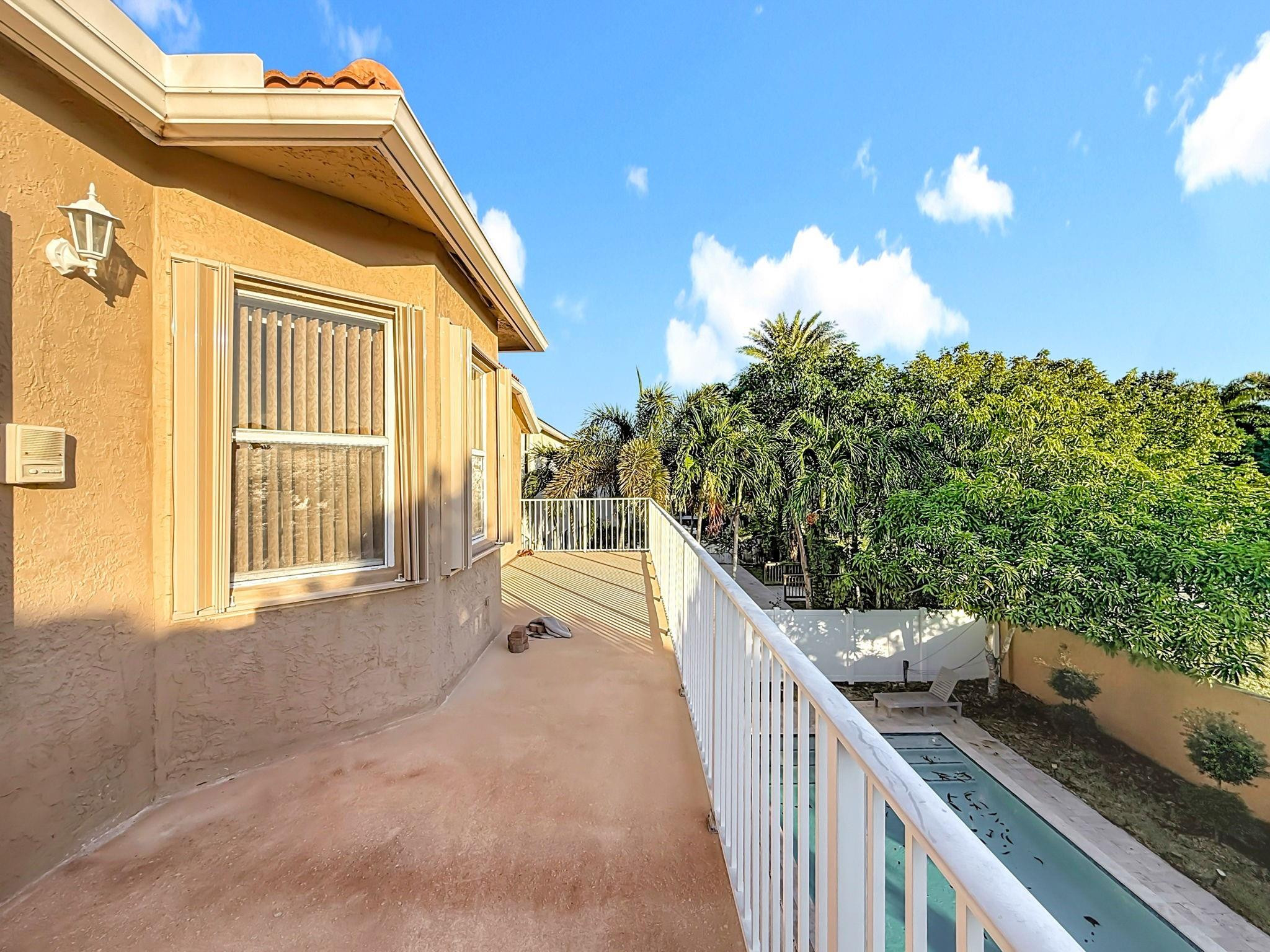 16918 Southwest 16th Street Pembroke Pines, FL 33027 - Photo 32 of 50 Photo 32