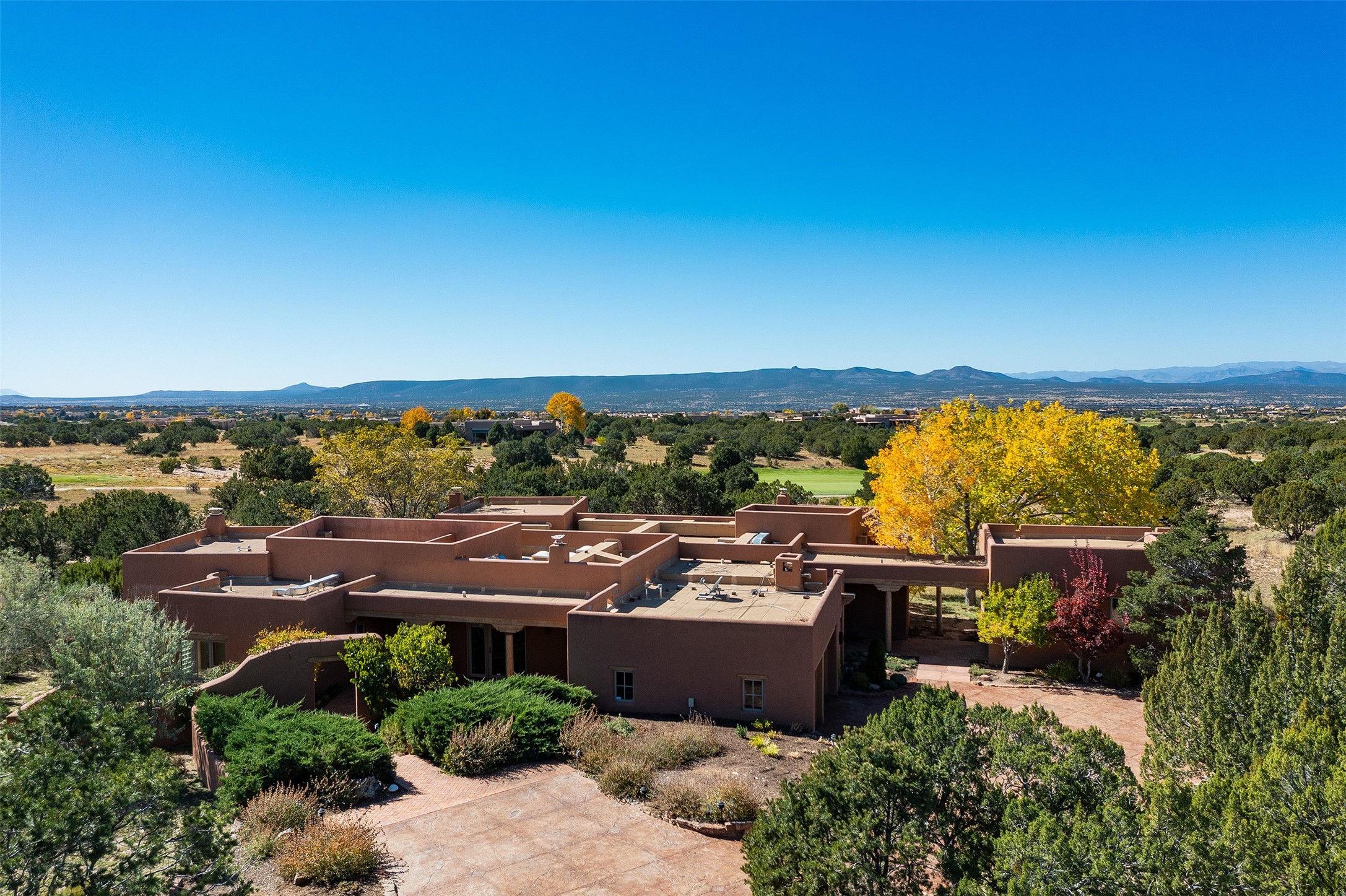 76 Amberwood Loop Santa Fe, NM 87506 - Photo 2 of 61