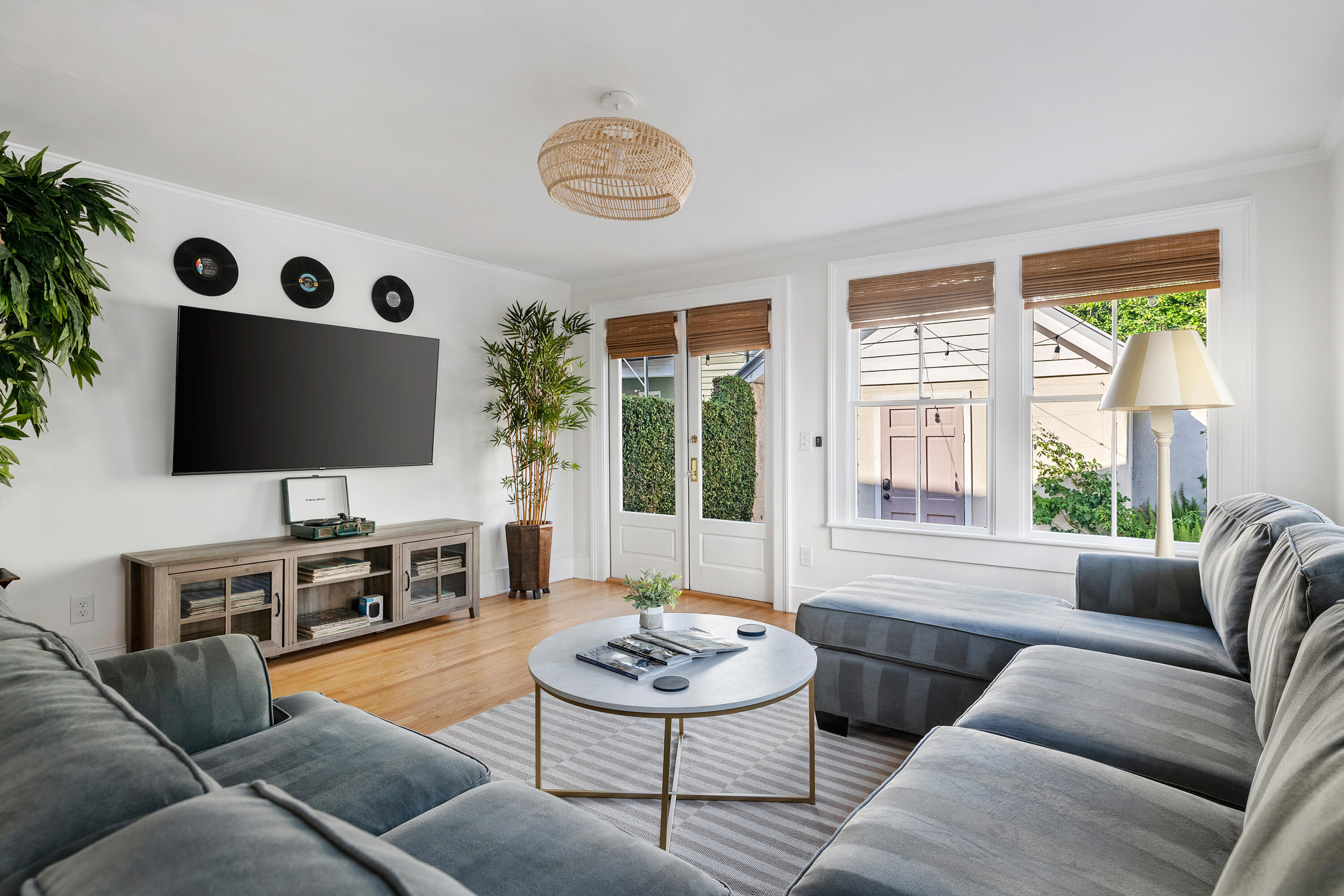 12 Percy Street Charleston, SC 29403 - Photo 10 of 42 011-12PercySt-Charleston-SC-29403-StayDu