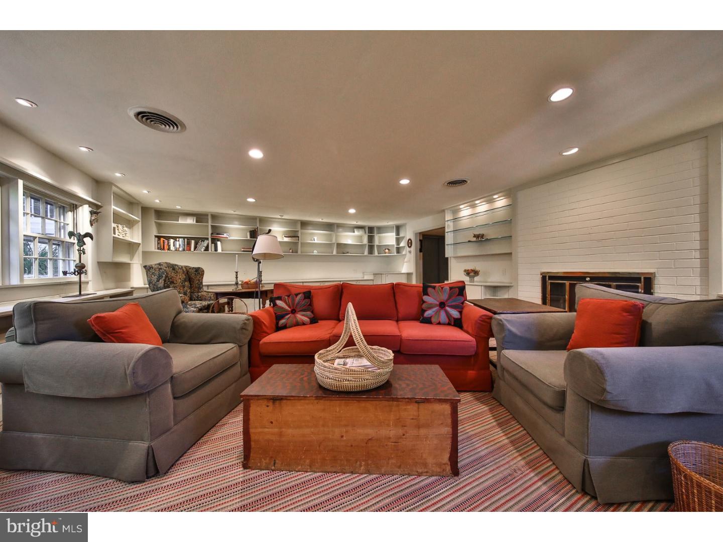 822 Gregory Road Rydal, PA 19046 - Photo 15 of 25 Family Room