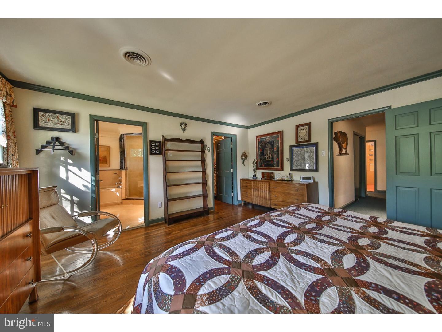 822 Gregory Road Rydal, PA 19046 - Photo 17 of 25 Master Bedroom