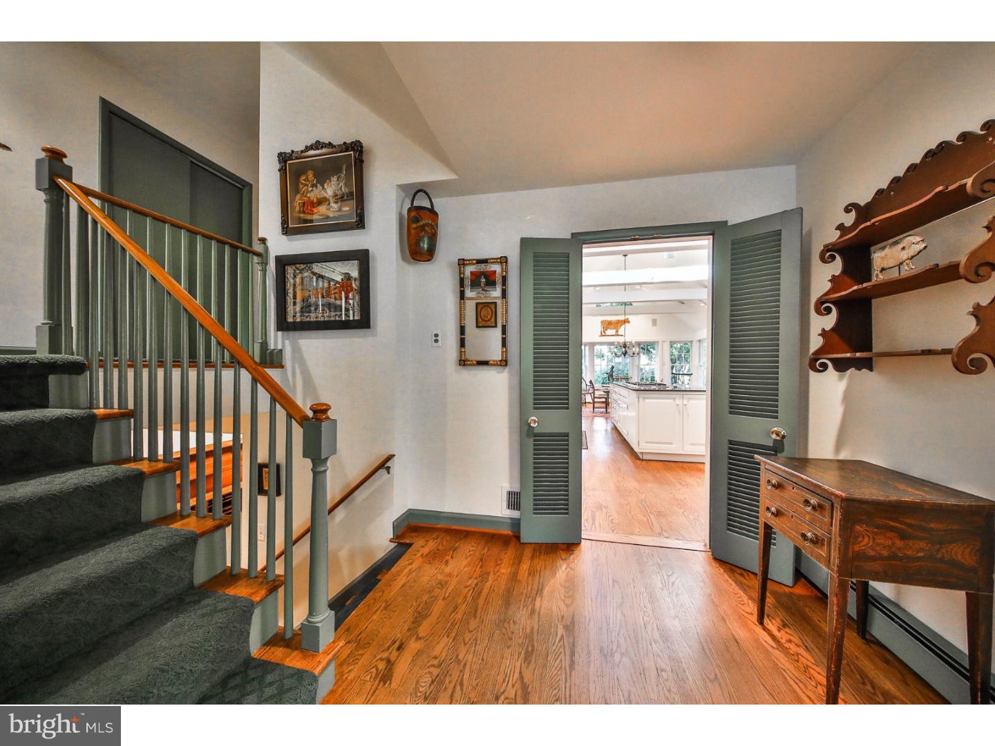 822 Gregory Road Rydal, PA 19046 - Photo 3 of 25 Foyer