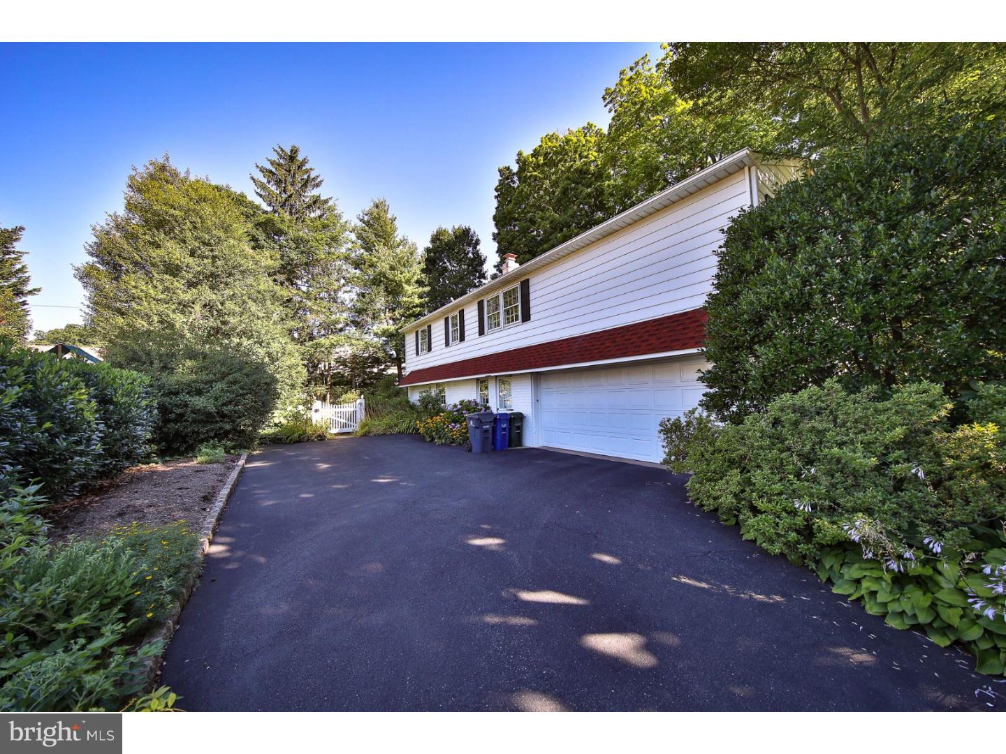 822 Gregory Road Rydal, PA 19046 - Photo 24 of 25 Garage