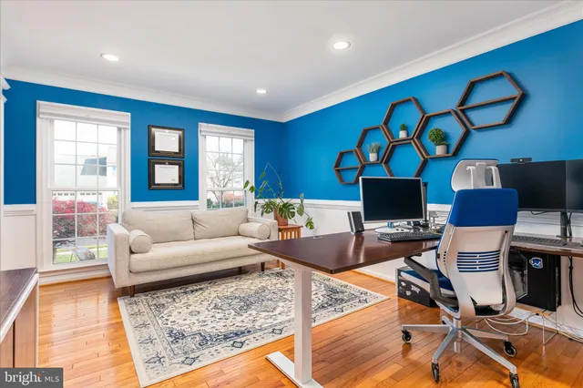 $985,000 | 43879 Glenhazel Drive, Ashburn, VA 20147