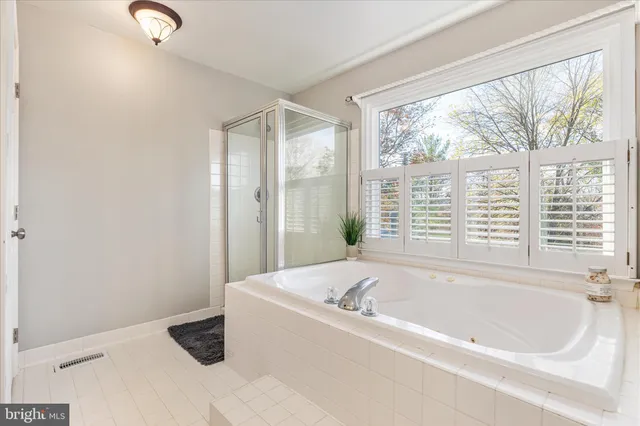 $985,000 | 43879 Glenhazel Drive, Ashburn, VA 20147