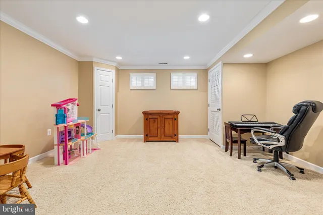 $985,000 | 43879 Glenhazel Drive, Ashburn, VA 20147