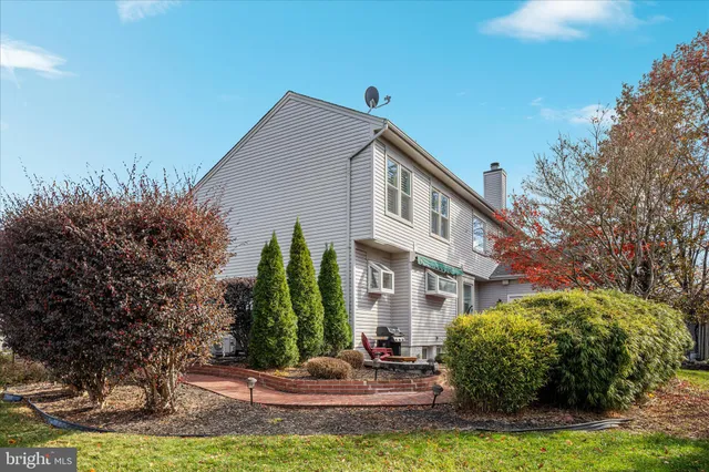 $985,000 | 43879 Glenhazel Drive, Ashburn, VA 20147