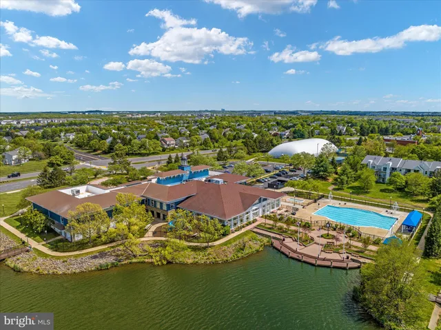 $985,000 | 43879 Glenhazel Drive, Ashburn, VA 20147