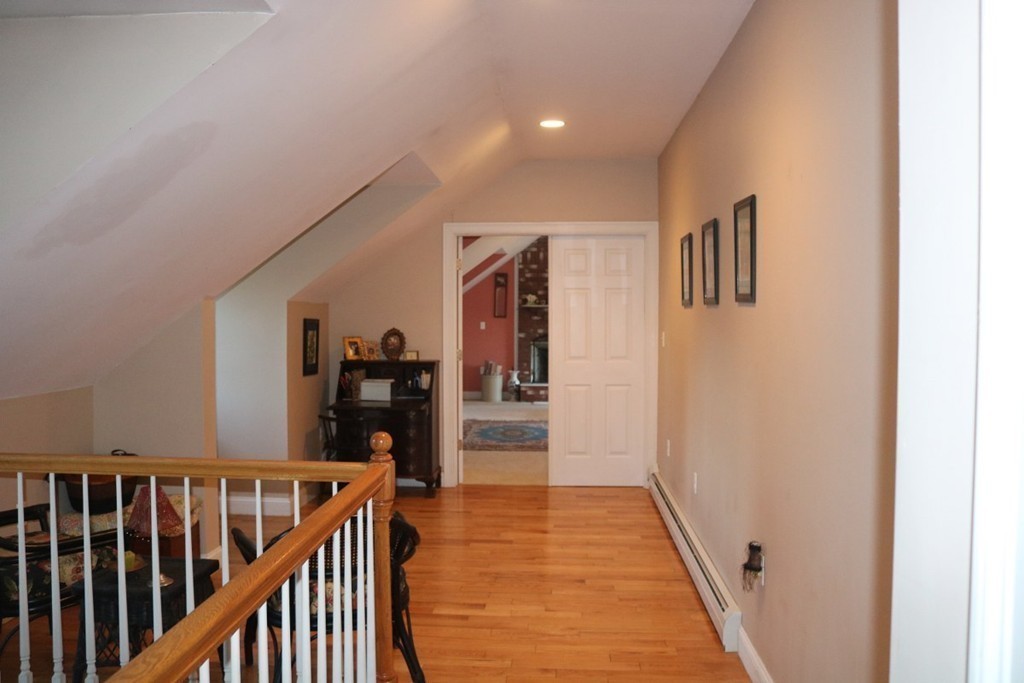 188 Whalom Road Lunenburg, MA 01462 - Photo 16 of 30 Gallery Image 16