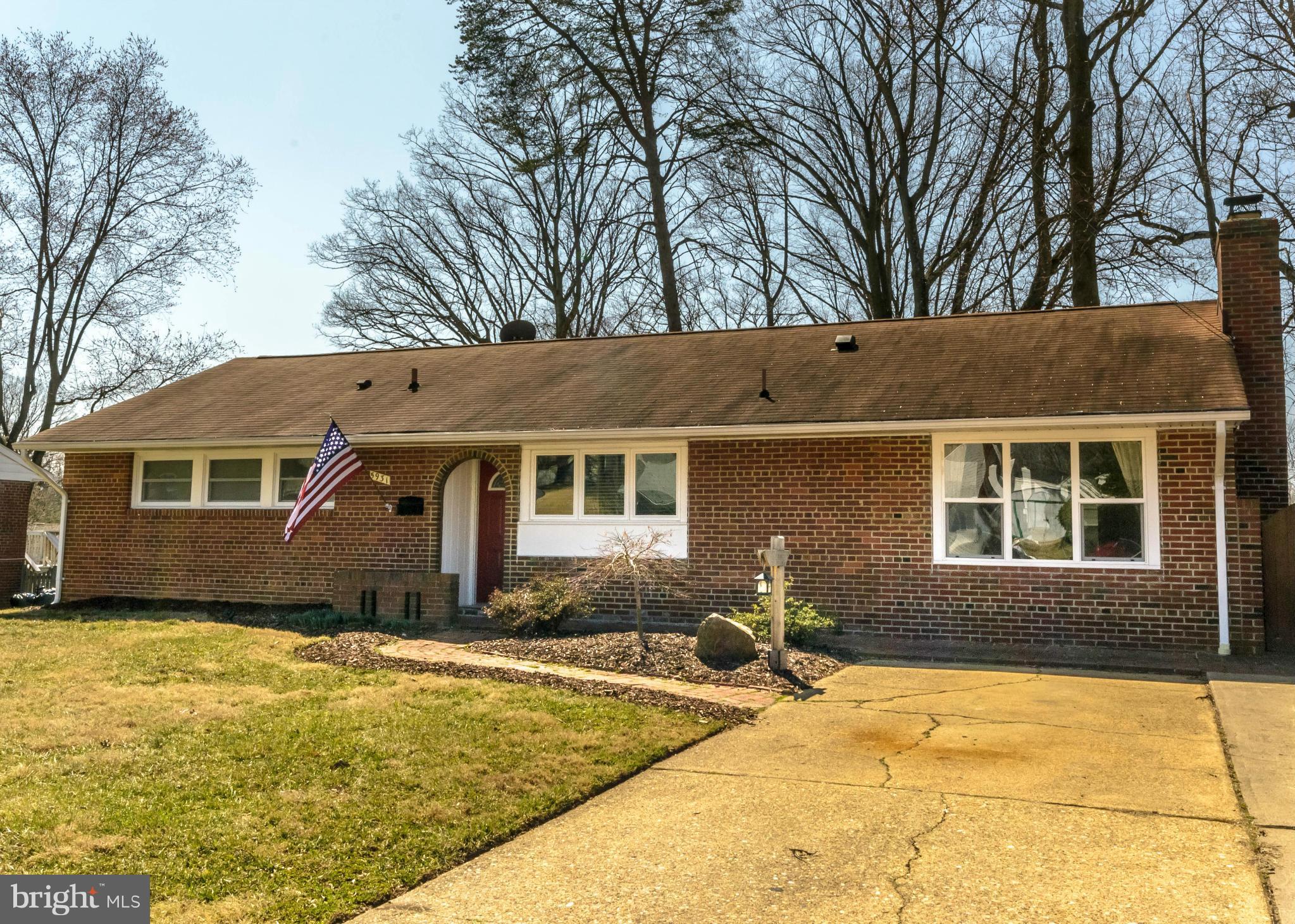 5931 Atteentee Road Springfield, VA 22150 - Photo 3 of 30 Exterior (Front)